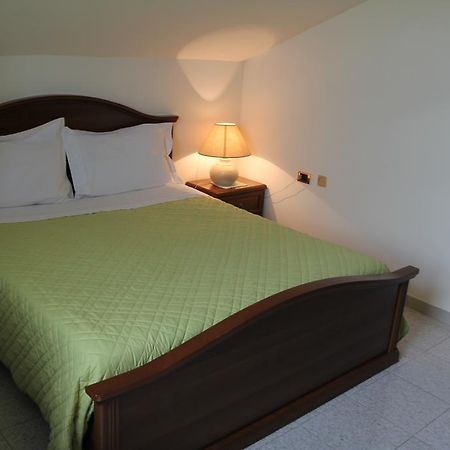 Anna Rita B&B Moie Bagian luar foto