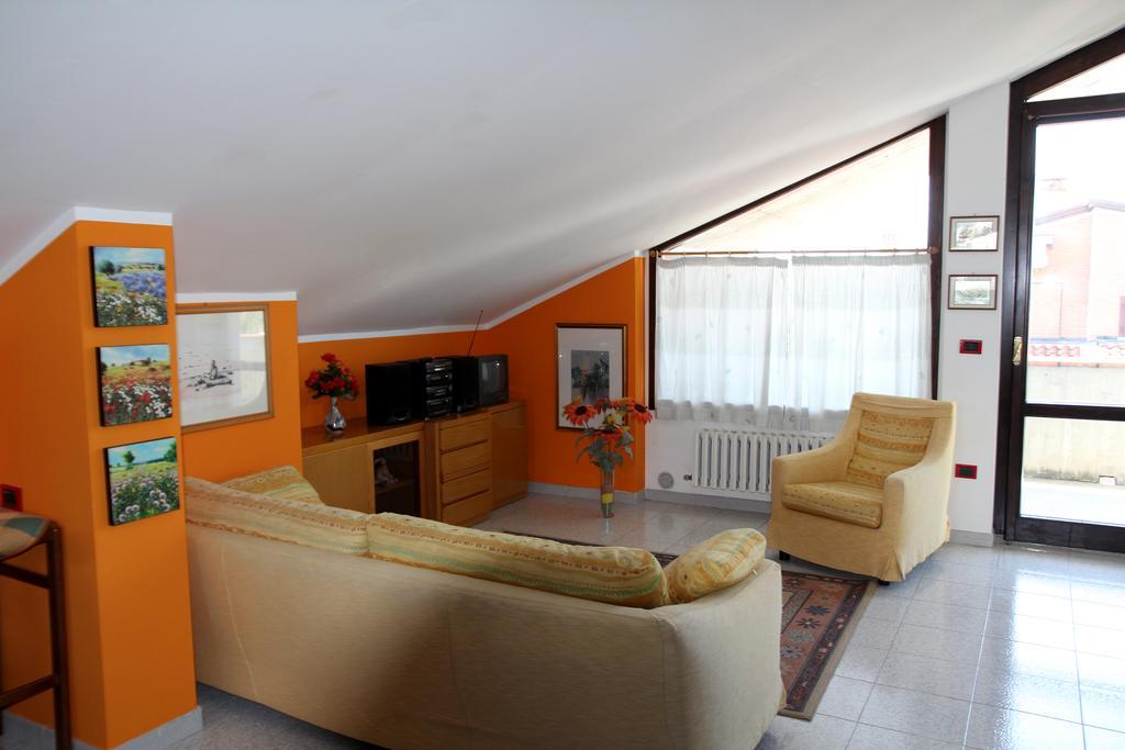 Anna Rita B&B Moie Bagian luar foto